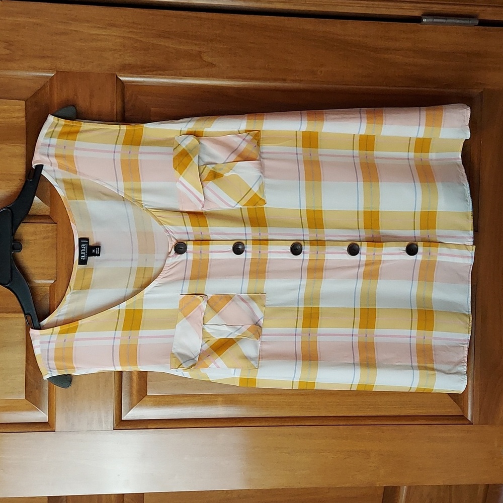 a.n.a Woman's Summer Sleeveless Plaid Button Down Flowy Blouse, Size 3X Like New